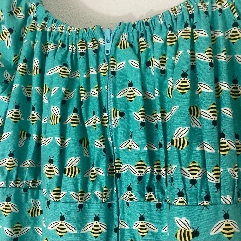 Bee print retro style swing dress - Picture 15 of 16